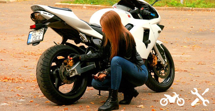 Réparer sa moto - pixabay